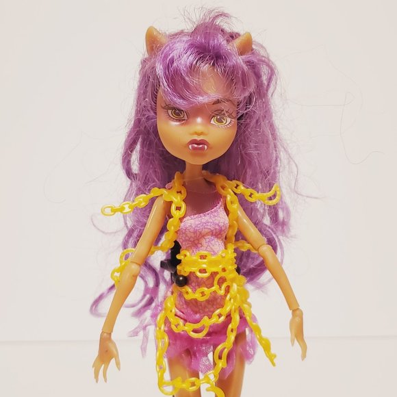 Monster High Haunted Fit Ghostly ClawdeenWolf Doll - Picture 2 of 8